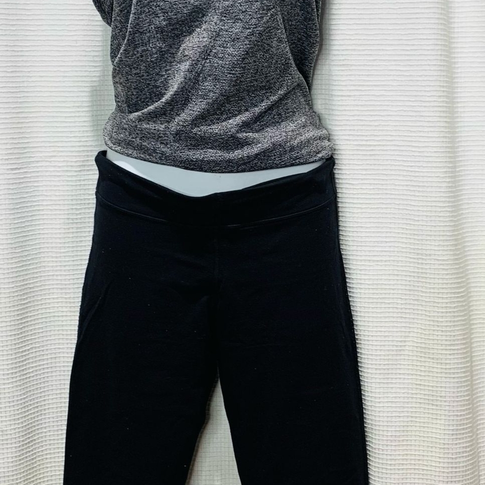 ZYIA Gray Muscle Tee - Picture 3 of 5